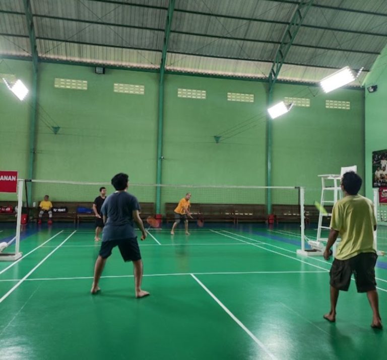 Garis Lapangan Badminton